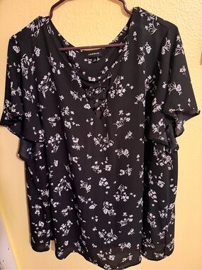 torrid Black Floral Lace-Up Flutter Sleeve Blouse